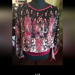 Women's kimono sleeve blouse